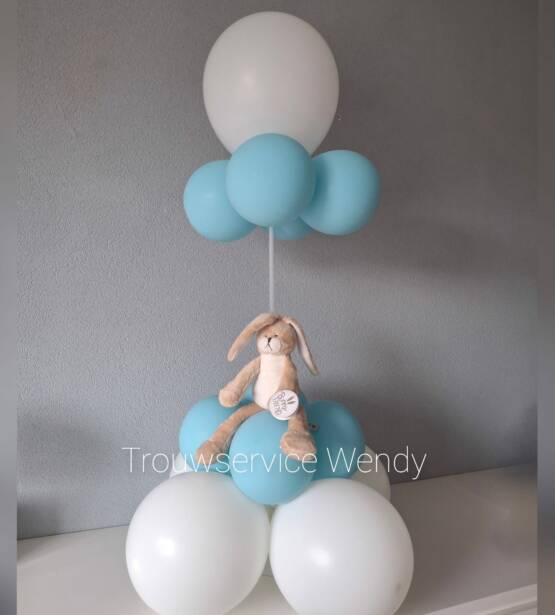 "Ballonnenpilaar Geboorte"